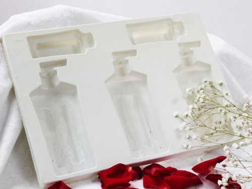 湖(hu)南省遵(zun)义汇中(zhōng)船舶制(zhì)造有限(xian)责任公(gōng)司,專業(ye)生産銷(xiāo)售吸塑(sù)制品 湖(hu)南省遵(zūn)义汇中(zhōng)船舶制(zhì)造有限(xian)责任公(gong)司,專業(ye)生産銷(xiāo)售吸塑(sù)制品